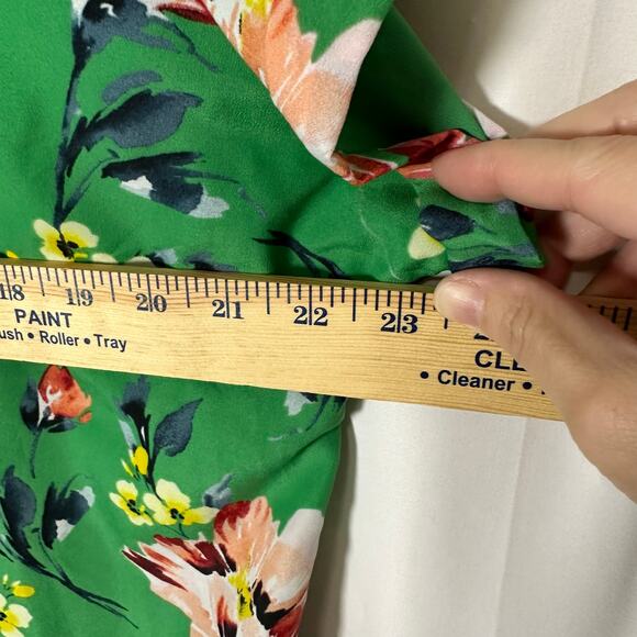 Lauren Ralph Lauren Green Floral V-neck Drop Shoulder Blouse XL Career School‎ - Picture 9 of 10